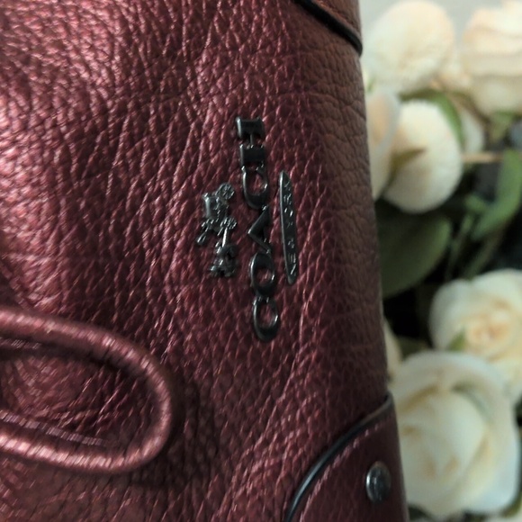 Coach Mickie Bucket Bag In Red Metallic Pebble Grain Leather Crossbody F35684 - Picture 4 of 15